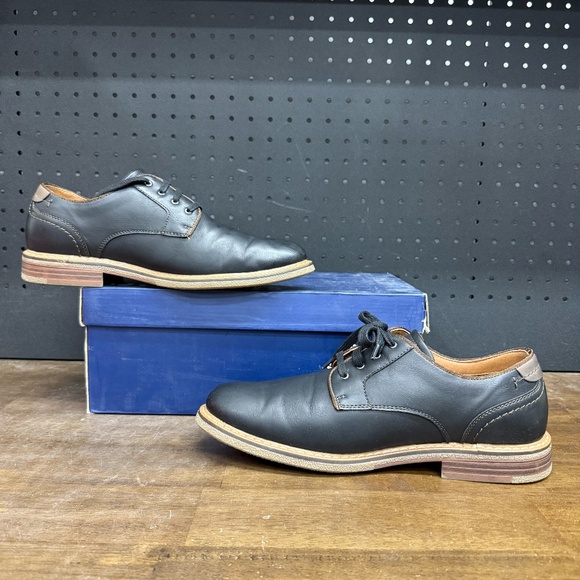 Used W/ Box! Men's Dockers Black Bronson Business Casual Shoes Size 8.5W - Picture 2 of 5